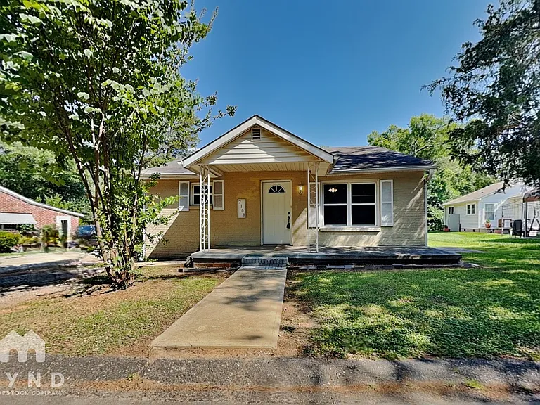 2109 Dove Tree Ln — Photo 1