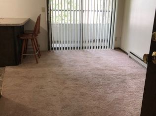 1650 Kelly St #5, Little Chute, WI 54140