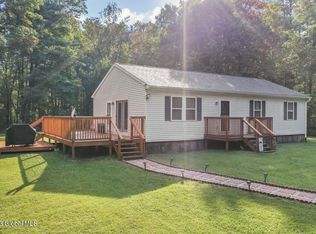 246 Ruggles Rd, Saratoga Springs, NY 12866