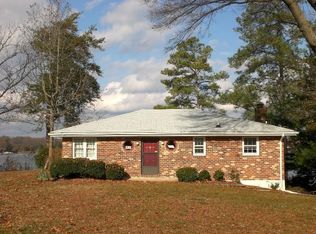 275 Mattox Ave, Colonial Beach, VA 22443