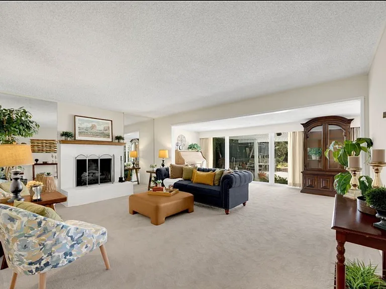 9811 Lampson Ave — Photo 8