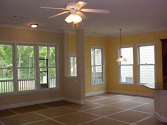 A Floor Plan that's Great for Parties and Entertaining.