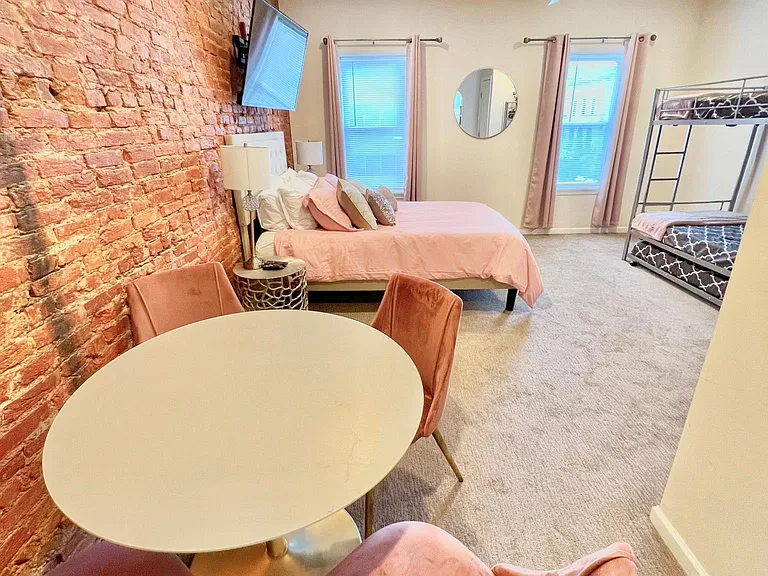1543 Spring Garden St #2 — Photo 9