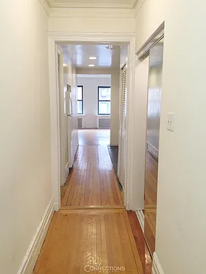 Rented by City Connections Realty | media 10