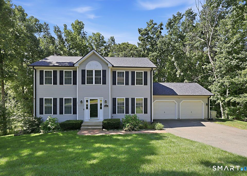 1st image of 281 Cameron Dr