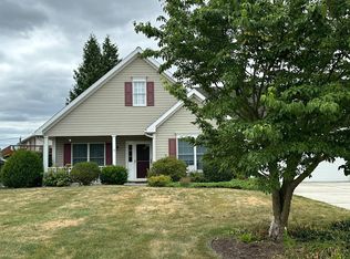 2324D Aronimink Cir, Fayetteville, PA 17222