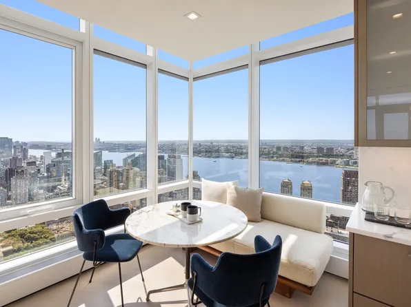 200 Amsterdam Avenue image 9 of 29