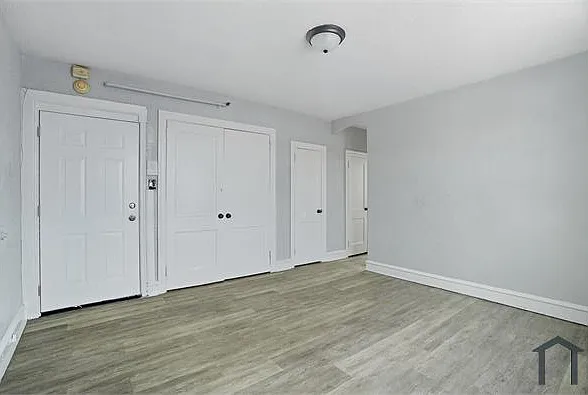 1806 W Champlost St #304 — Photo 13