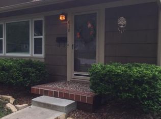 610 NE Main St, Lees Summit, MO 64063