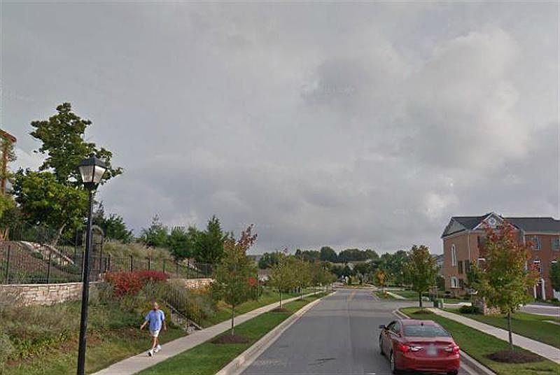 2nd image of 8905 Lee Manor Dr