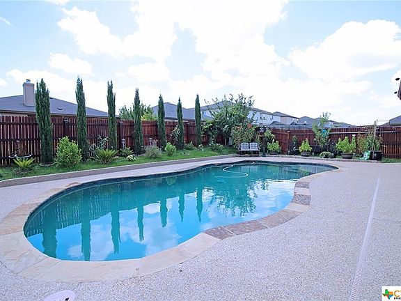 2nd image of 4908 Bridgewood Dr