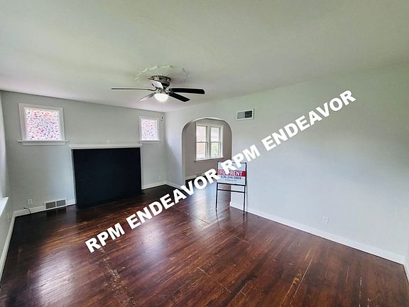 2nd image of 2354 Dawes Pl