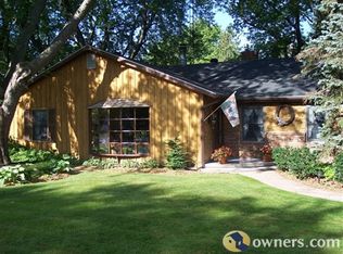 970 Barber St, Benzonia, MI 49616