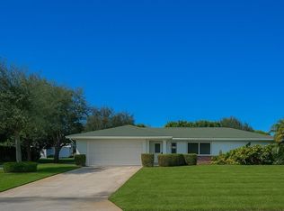 2745 Omega Pl, North Palm Beach, FL 33408