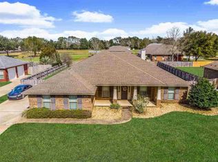 2924 Sundance Ln, Cantonment, FL 32533
