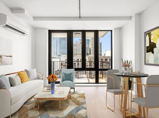 26-12 4th St #5U, Astoria, NY 11102