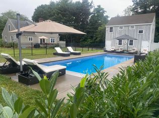 20 Ralyn Rd, Cotuit, MA 02635