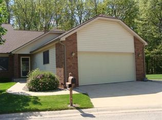 1245 Lakewood Hills Dr, Warsaw, IN