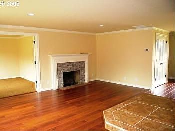 4th image of 10118 NE 44th Ct