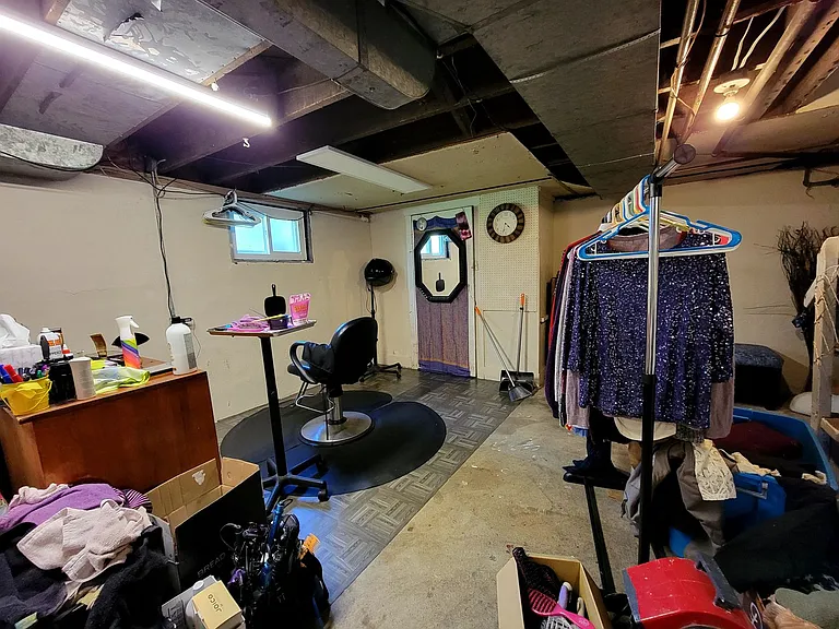 609 S Prairie St — Photo 12