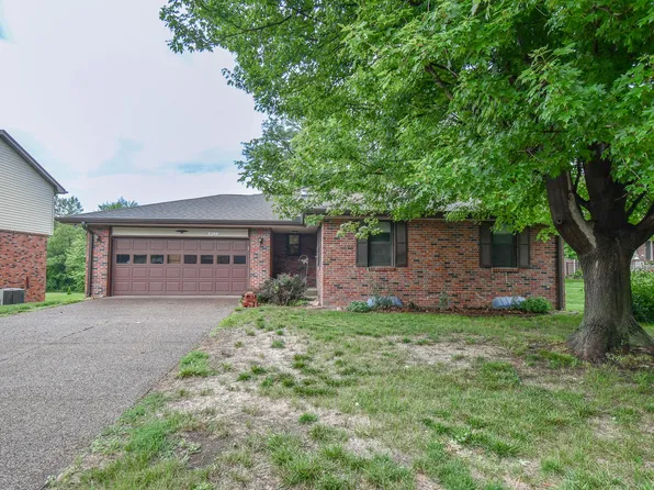 4621 S 67th St, Lincoln, NE 68516