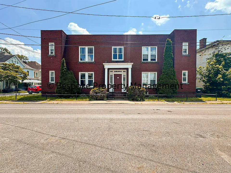 209 Virginia Ave #1
