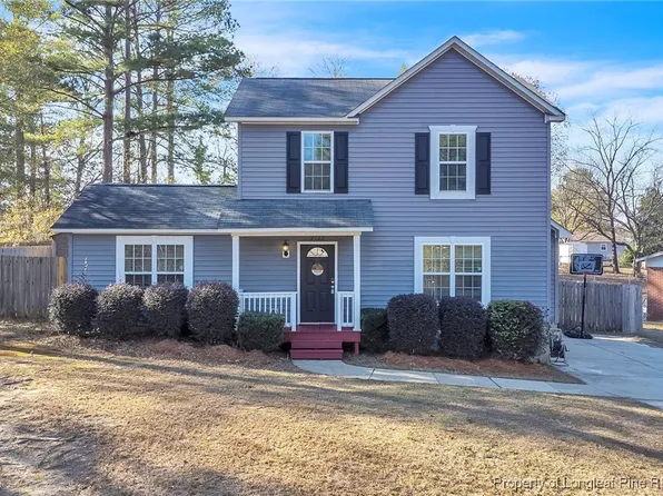 2122 Coinjock Cir, Fayetteville, NC 28304