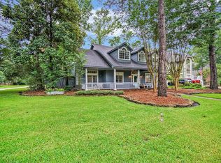 3 Lucky Leaf Ct, Spring, TX 77381