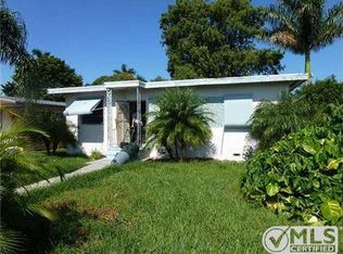 223 Cypress Ave, Pahokee, FL 33476