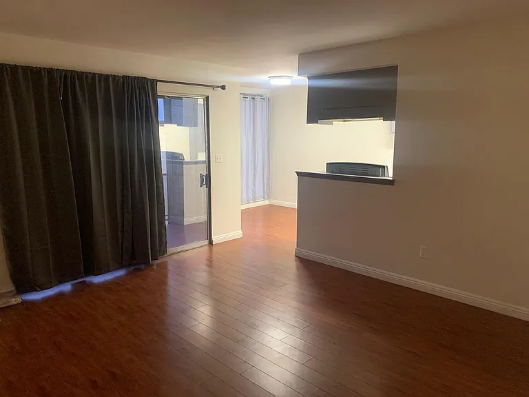 1580 College View Dr #4 — Photo 6