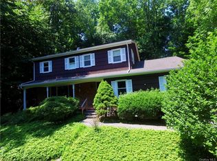 36 Kinsley Grv, Pearl River, NY 10965