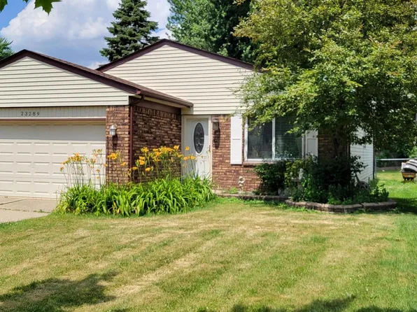 23289 Deanhurst St, Clinton Township, MI 48035