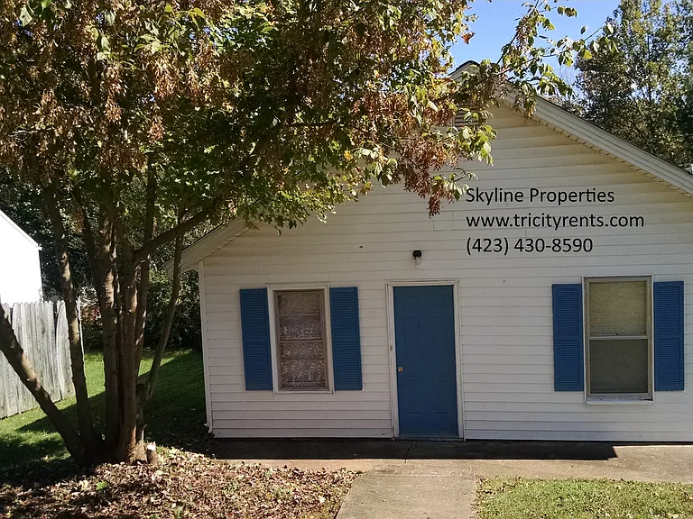 702 Antioch Rd — Photo 1