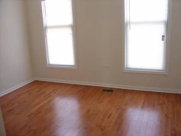 2429 W Flournoy St #W FLOURNOY — Photo 2