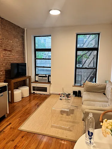 39 Carmine St #1A Photo 1