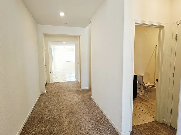 5444 Gallier Loop — Photo 12