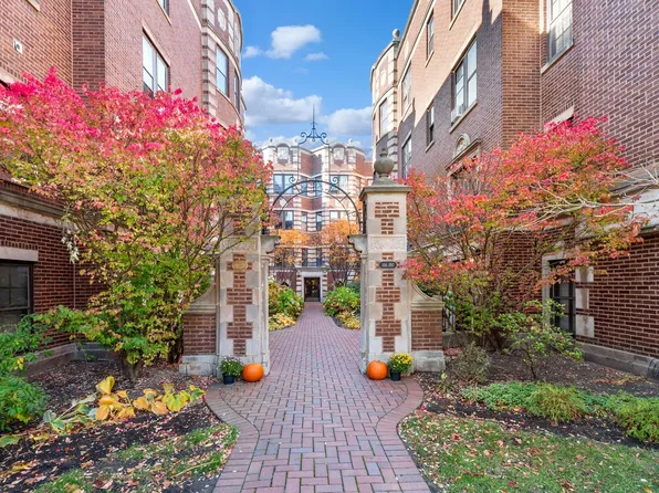 360 Ridge Ave APT 10-2, Evanston, IL 60202