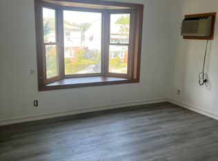 48 Hill Ter APT 1, Yonkers, NY 10701