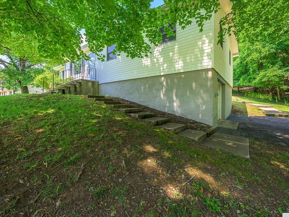 17 Railroad Ave Philmont NY Zillow