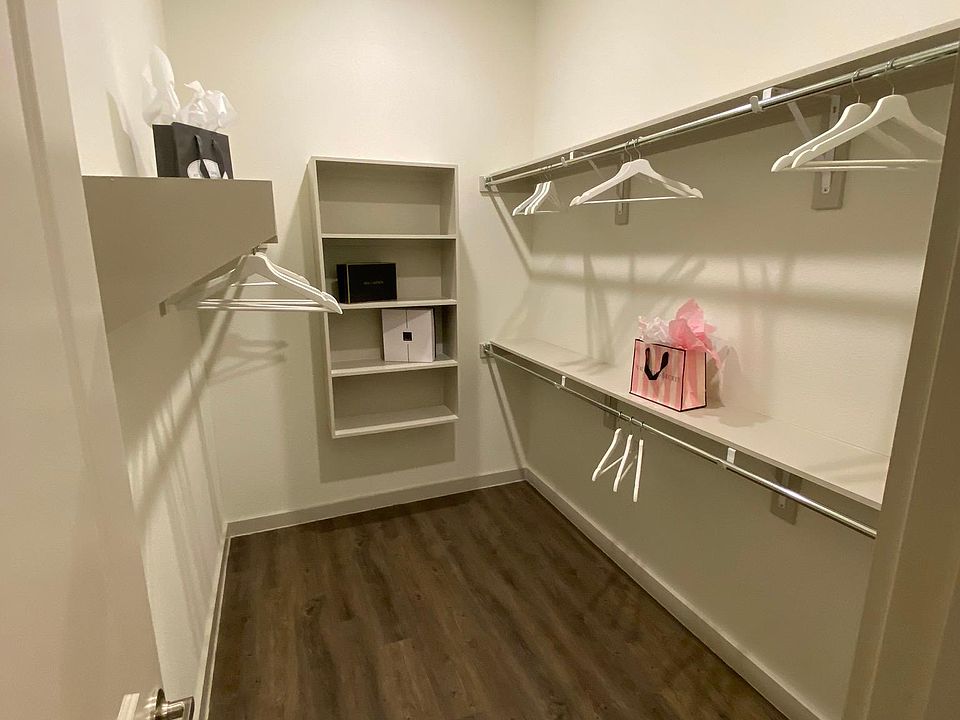1st image of 2050 Conquest Blvd #1208