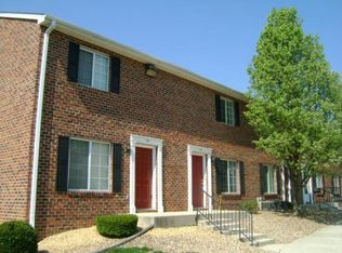 36 Chateau Ln APT 102, Stuarts Draft, VA 24477
