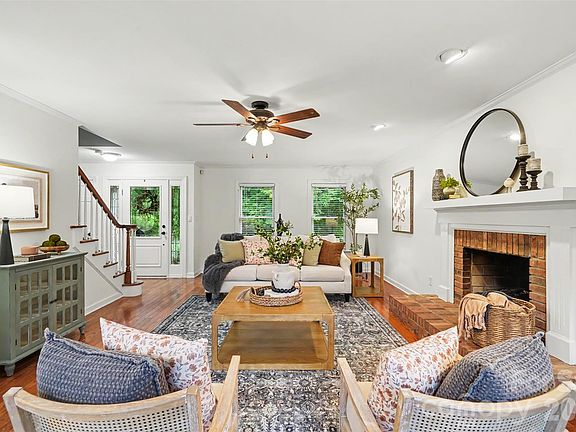 5th image of 17016 Knoxwood Dr