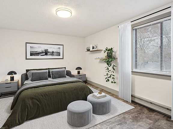 4th image of 278 Meridian St #75-8