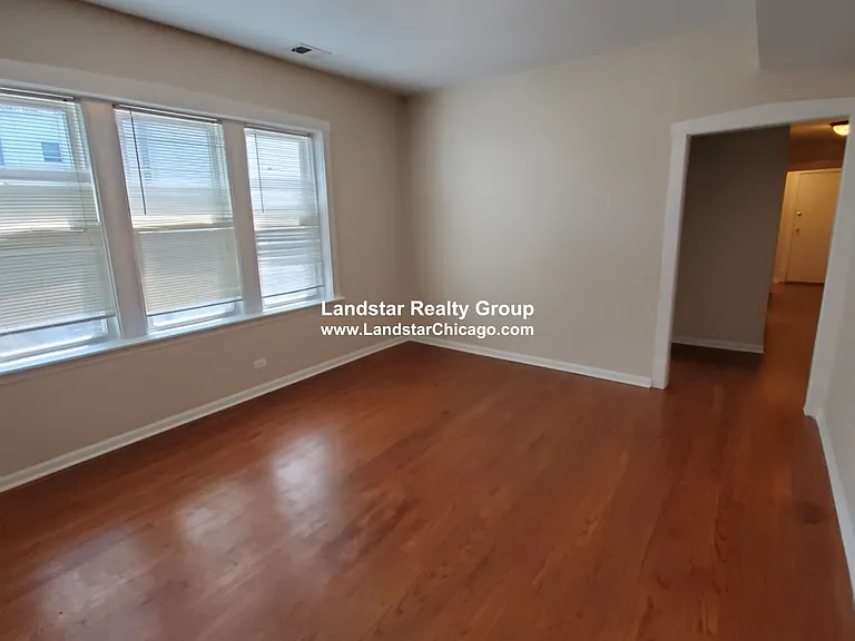 4451 N Hamlin Ave #A — Photo 5