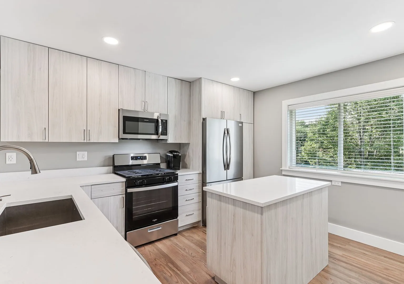 15355 Marilyn Drive — Photo 3