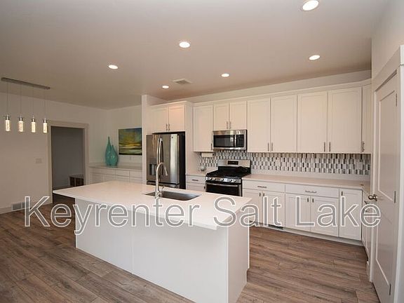 3rd image of 11457 S Willow Walk Dr