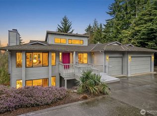 2420 Squak Mountain Loop SW, Issaquah, WA