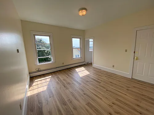 39 Greenleaf St #3 Photo 1