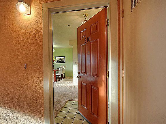 3rd image of 1005 San Antonio Cir Unit 210