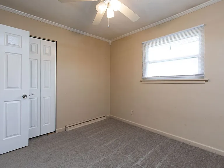 10 Warren Dr — Photo 35